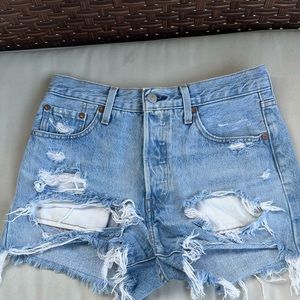 Levi’s 501 Denim Shorts Size 25 Blue Distressed High Rise Jeans Rip Hem Cut-Off